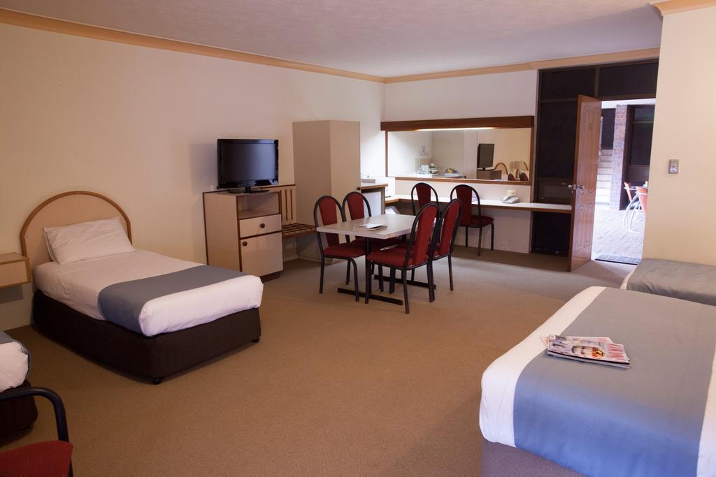 Longreach Motor Inn Zewnętrze zdjęcie
