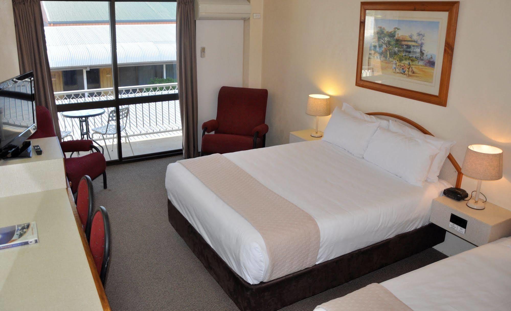 Longreach Motor Inn Zewnętrze zdjęcie