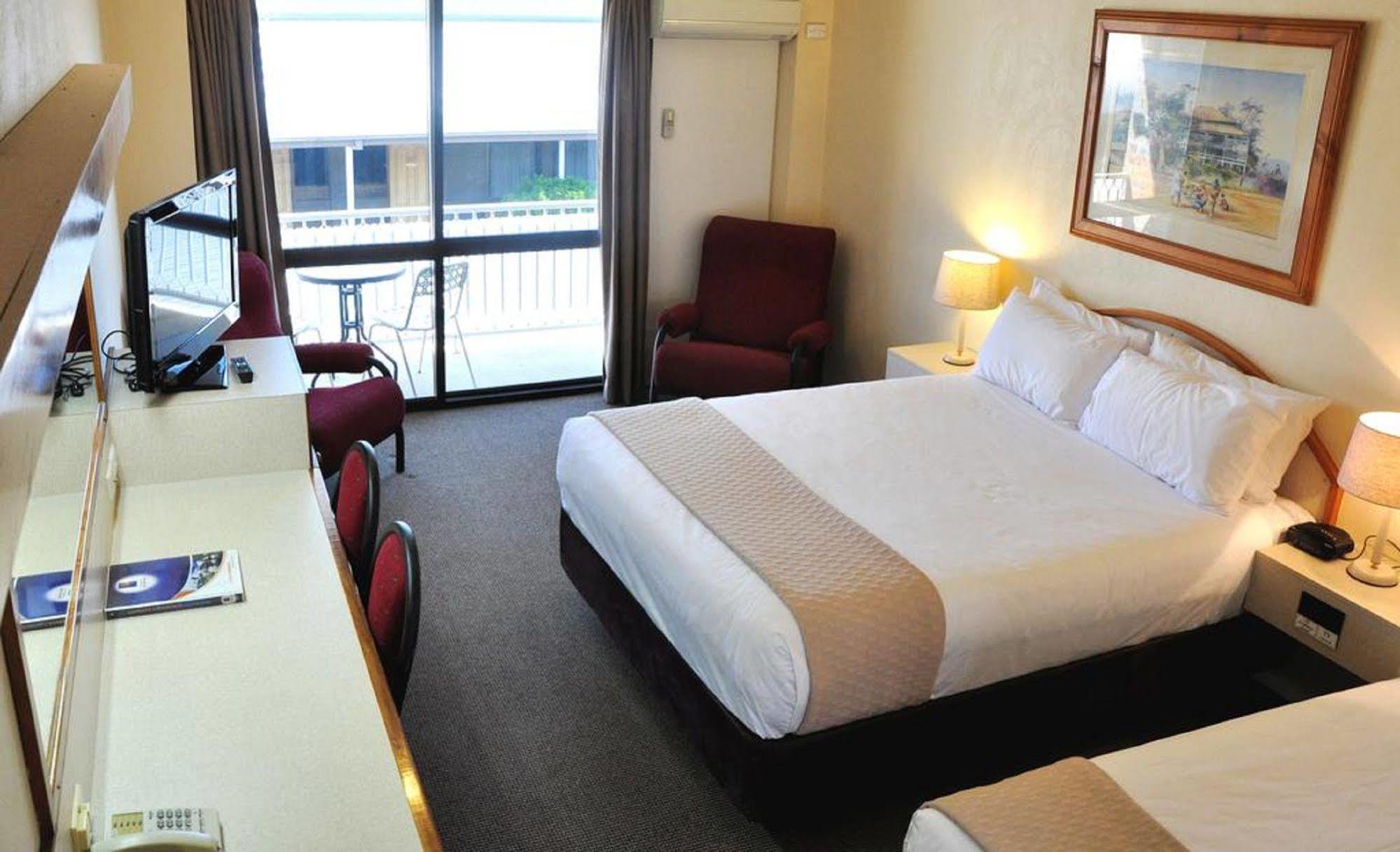 Longreach Motor Inn Zewnętrze zdjęcie